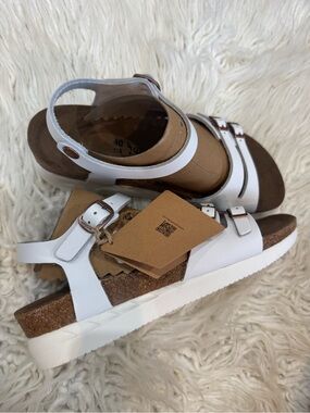 Women’s White Cork Footbed Strap Sandals with Buckles